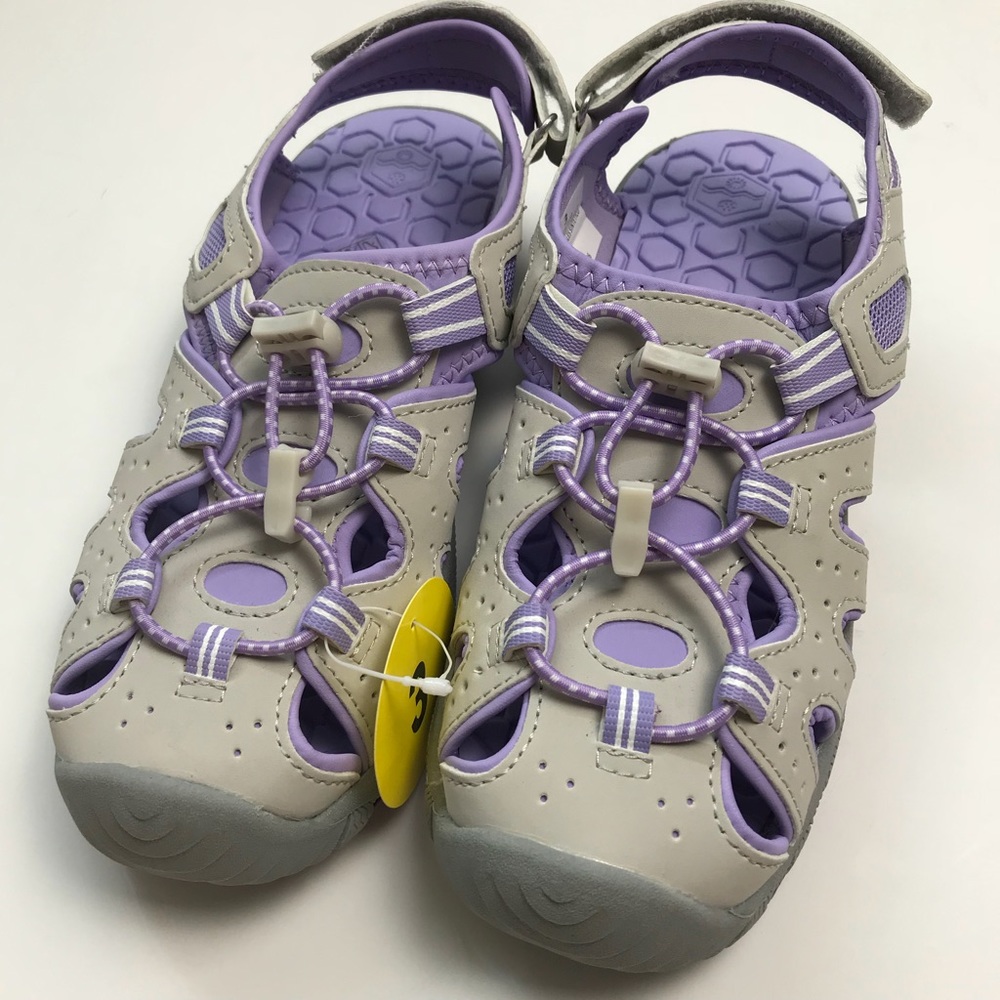 Khombu kids weatherproof sandals sizes 1, 3